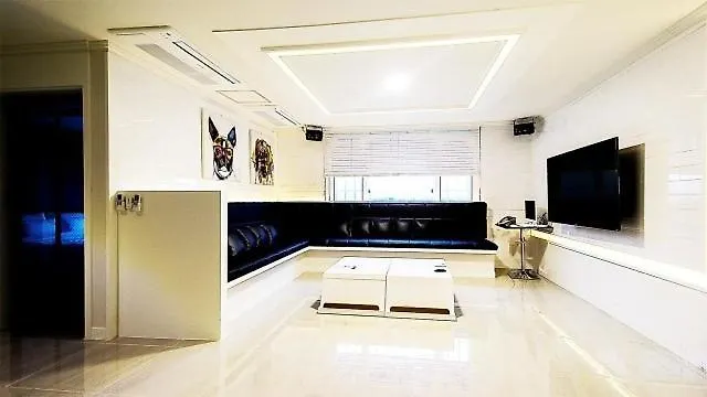 Motel Songjeong Gain
